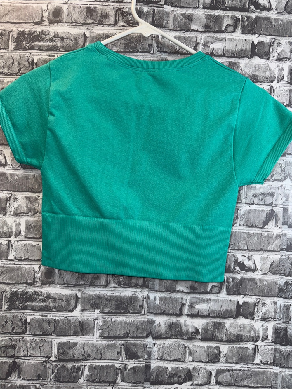 Offline by Aerie Short-Sleeve Cropped Crewneck Top - Picture 3 of 6